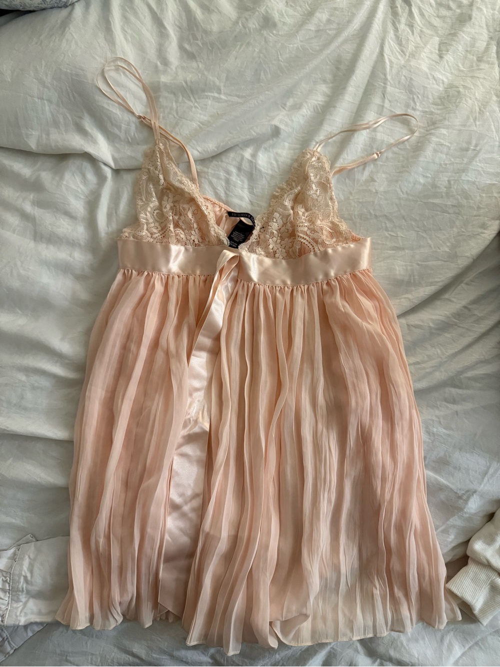 Victoria's Secret Sheer Lace & Pleated Chiffon Nightdress in Blush Pink